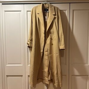 Brand new Banana Republic Lightweight Trench